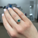 Žiedas su smaragdu ir briliantais "Selma"