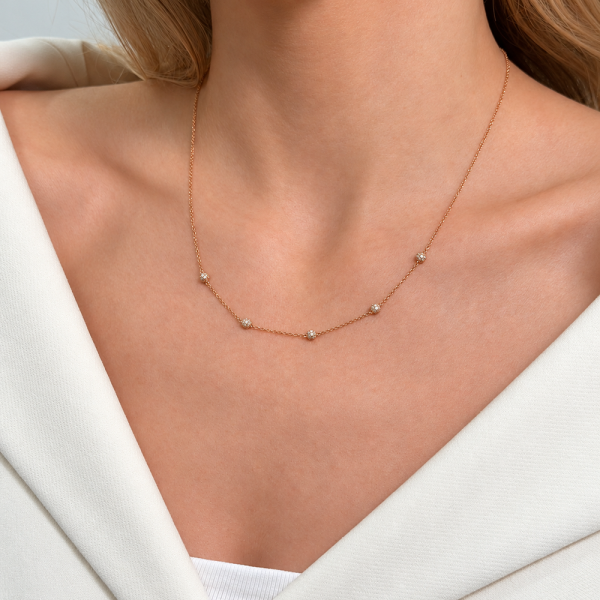 Koljė su briliantais "Bolla" 0,30 ct