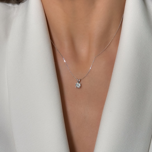 Koljė su briliantu "Klasika" 0,50 ct 